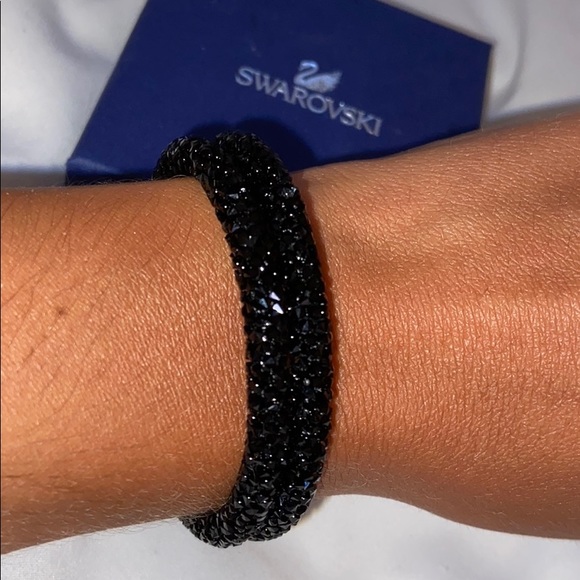 Swarvoski Wrap Bracelet - Picture 5 of 6